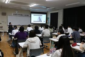 本渡看護専門学校での特別講義のようす