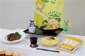 麺や肉料理も
