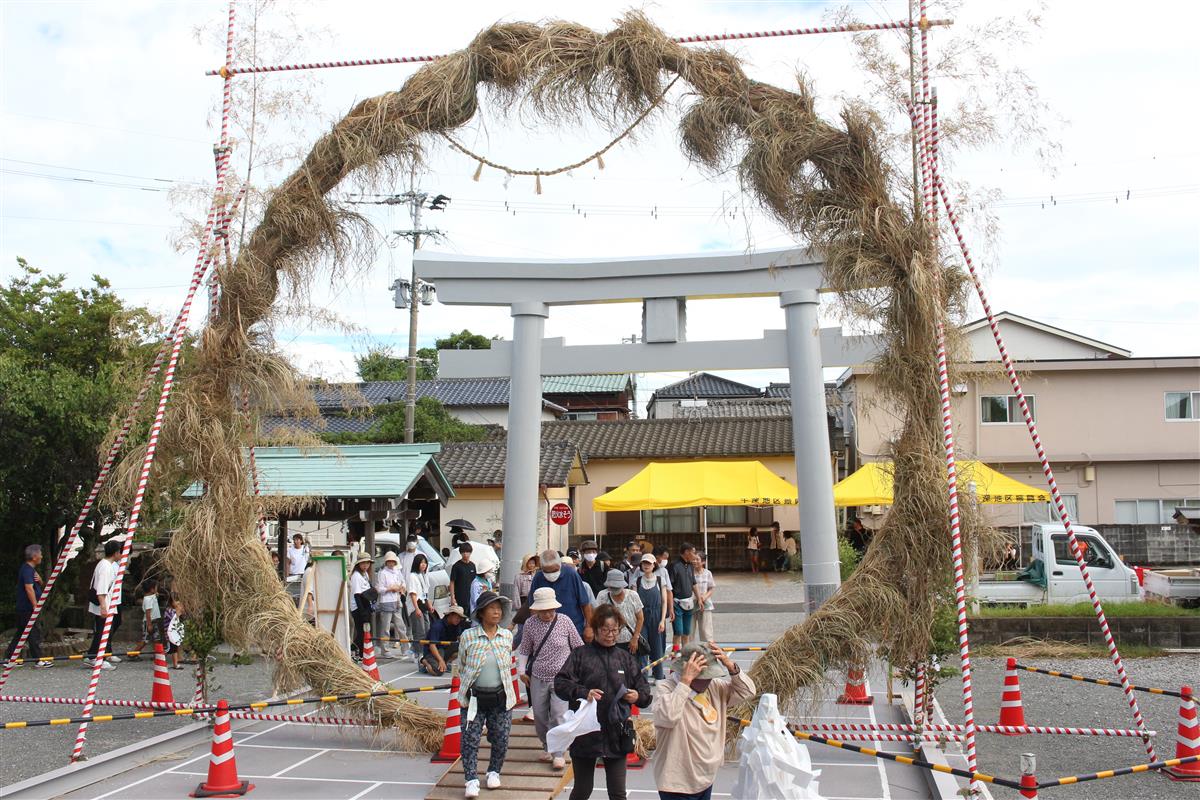 茅の輪くぐりの画像