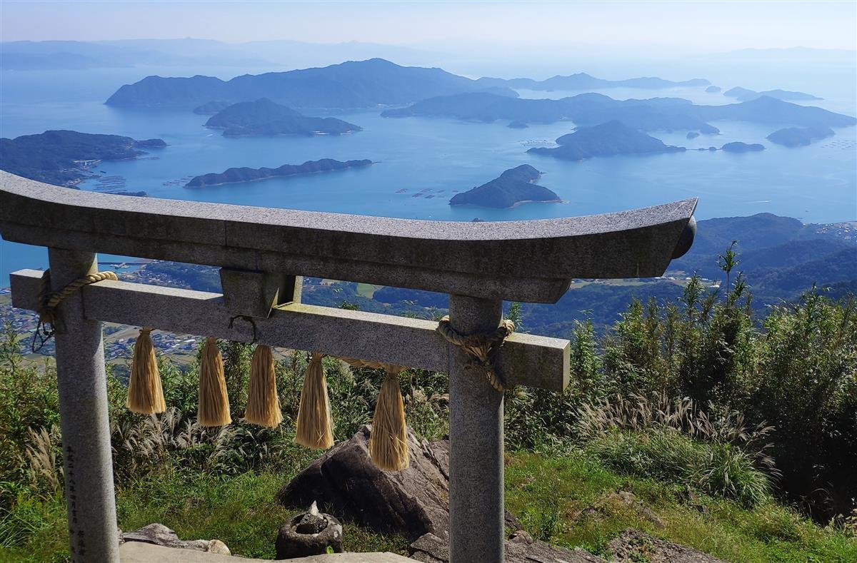 倉岳鳥居の画像