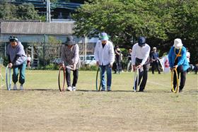 ワッカ転がしリレー