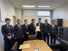 国交省石和田次長