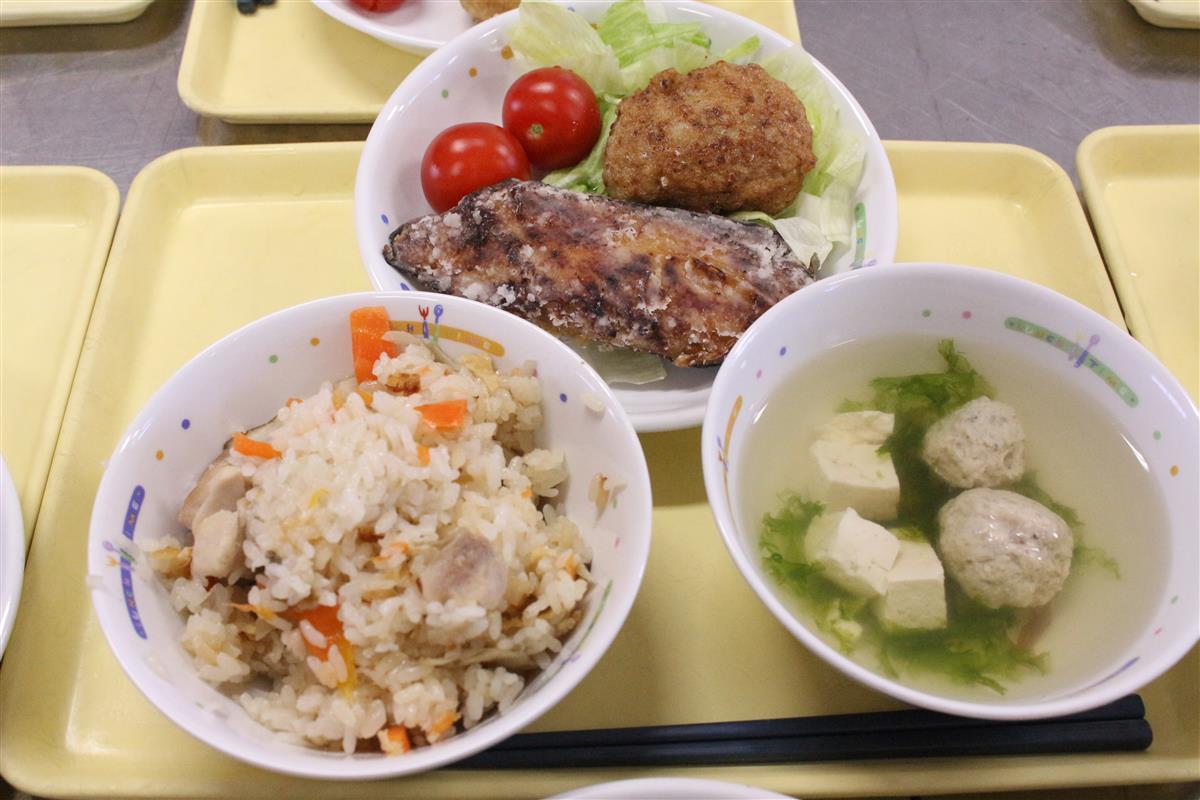 牛深小学校で郷土料理講習会が開催されましたの画像