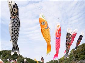 青空が湖のようです