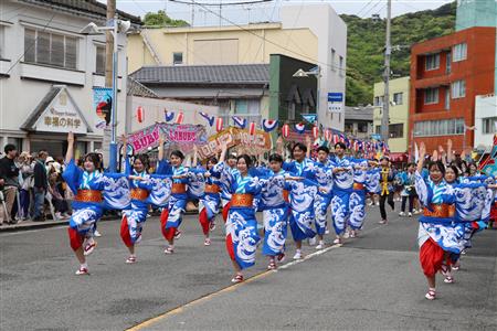 牛深高等学校郷土芸能部のおどり