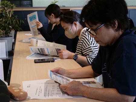 講座を受ける参加者
