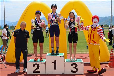 エリート女子の表彰