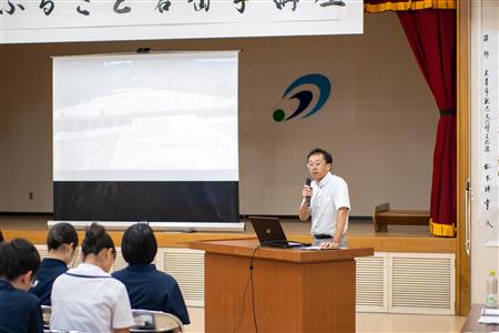 中山氏