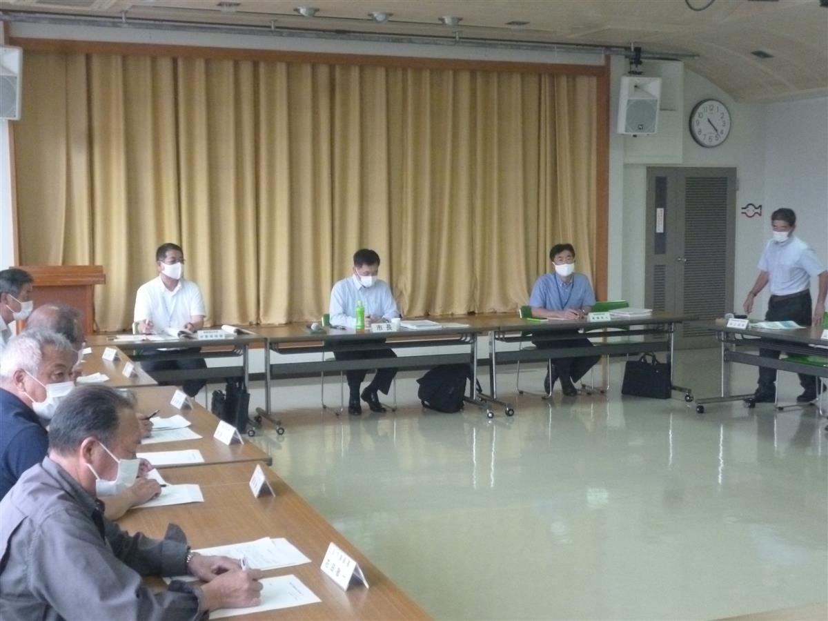 牛深地域行政区長会との意見交換会