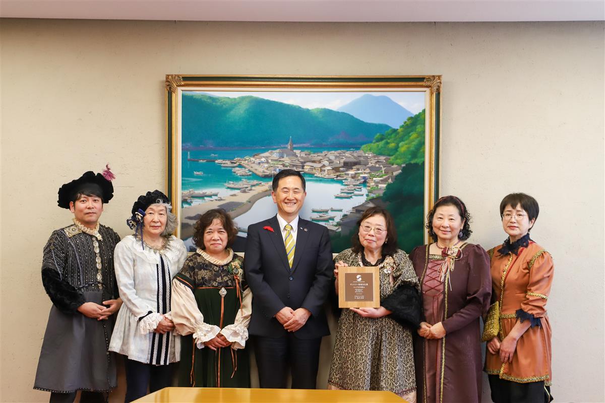 「コレジヨの仲間」がサントリー地域文化賞受賞を報告の画像